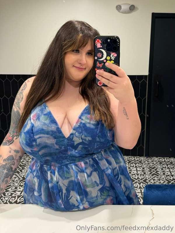 went to a wedding over the weekend and felt fat af ✨