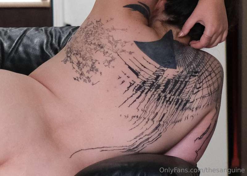 thesanguine image #1