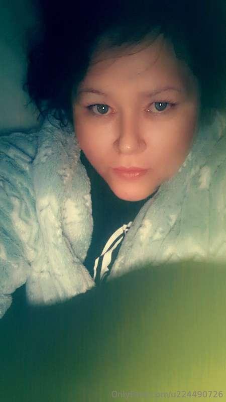 All snuggled up, wanna join? X