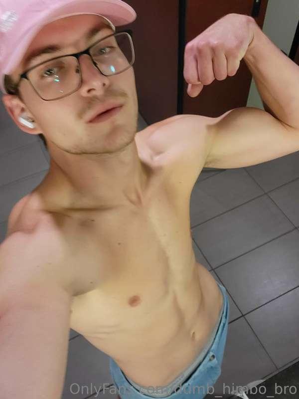 dumb_himbo_bro image #6