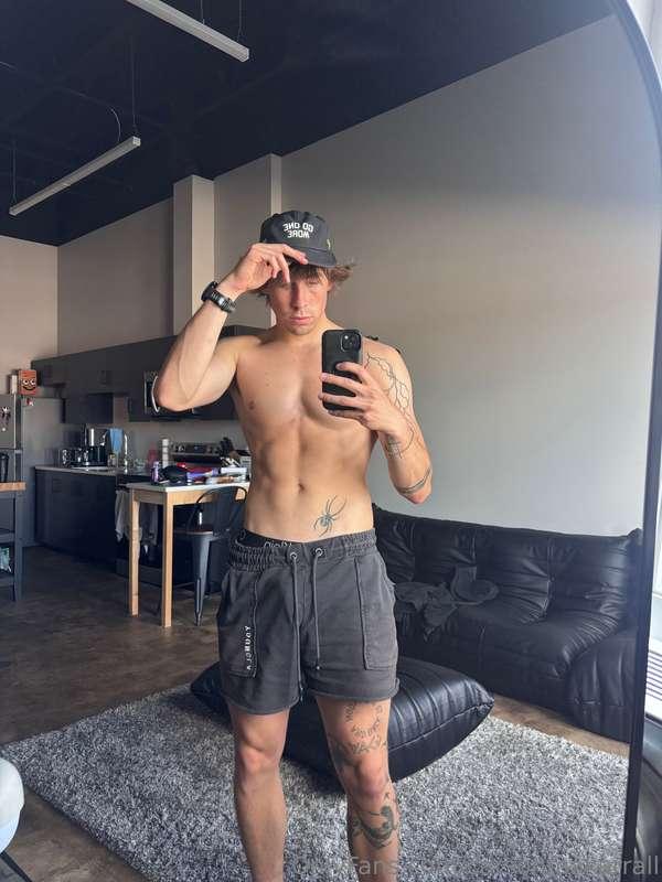 carsonmakarrall image #0