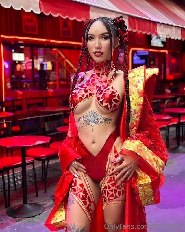 Happy Chinese New Year 🌕❤️. Here are pics from a photoshoot ..