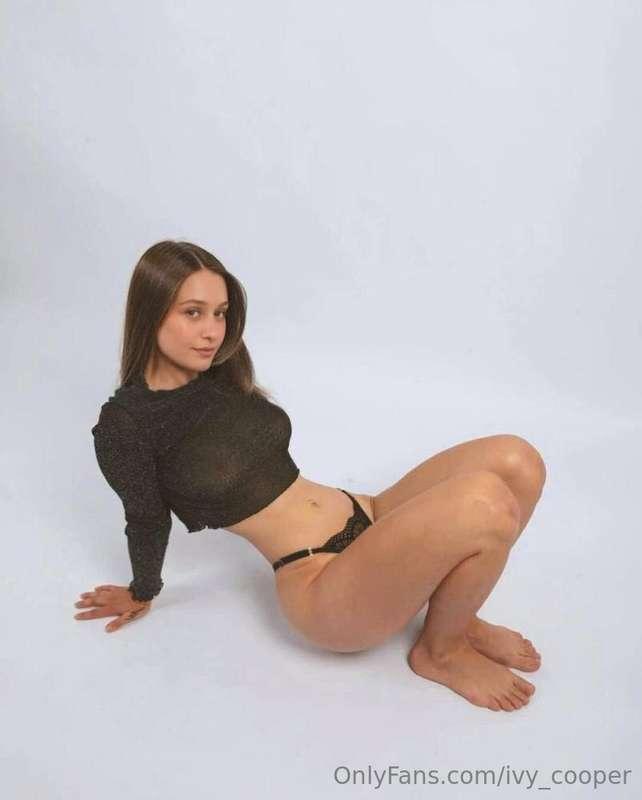 ❤️Sweet ass just wants to be spanked @tiffanytwin ❤️ Look at..