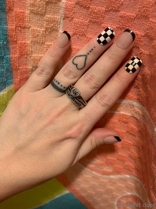 My nails are a mess. Pay to have my nails done and I’ll make..