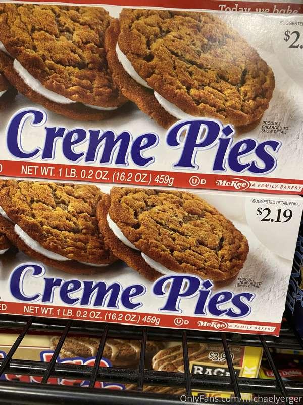 who wants one? 😏 extra cream provided at no cost