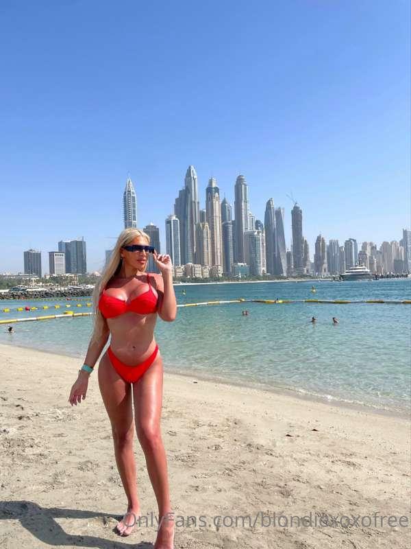 Come and join me on my naughty trip in Dubai 😈😈onlyfans.com/..