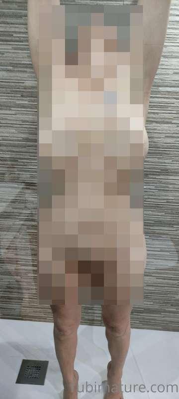 Unlock to see the photo without pixels

#amateur #mature #mi..