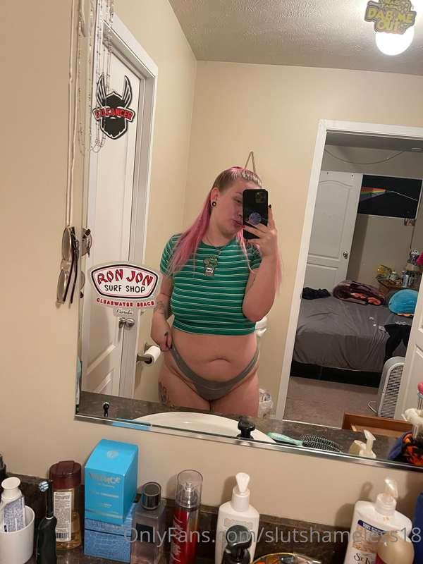Caress my body and spit in my face 🥰