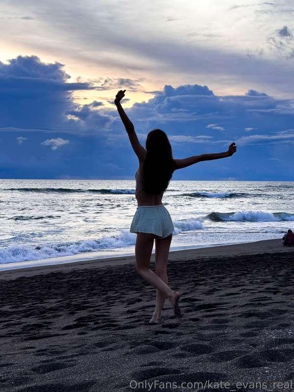 kate_evans_real image #3