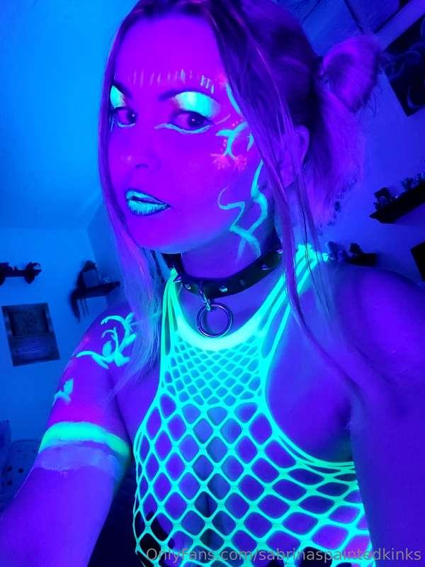 sabrinaspaintedkinks image #0