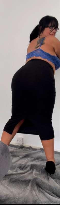 Do you like seeing me smile? 😁 get in my inbox 😉 that will m..