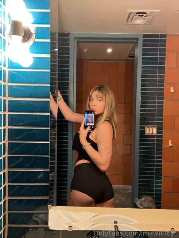 gabbiecarter main image