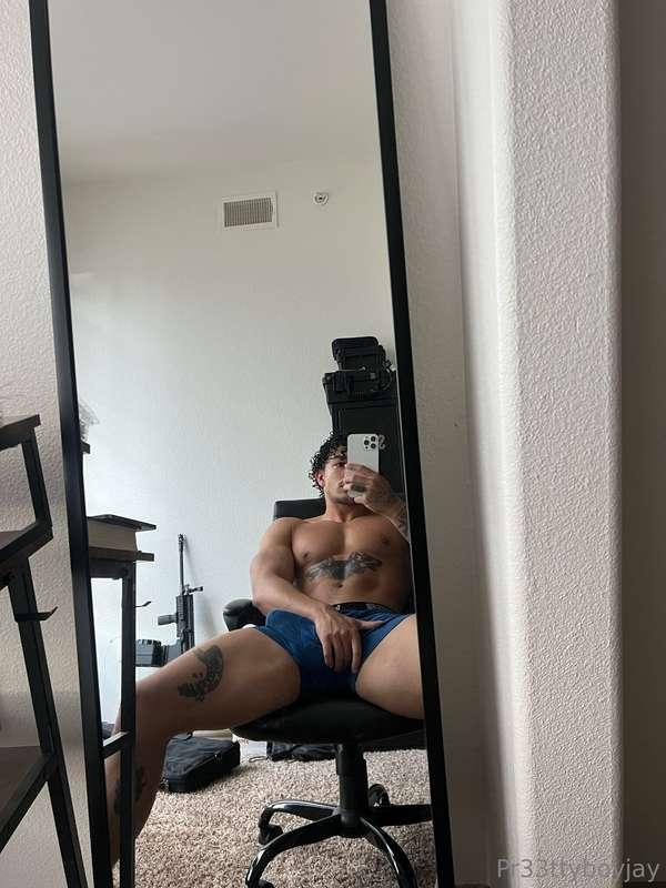 Would you let me cum deep inside you while moaning? 🍆💦