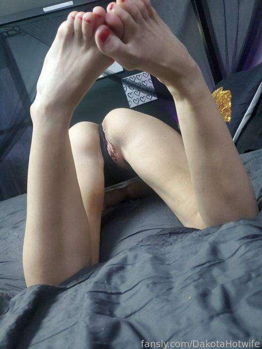 dakotahotwife image #86