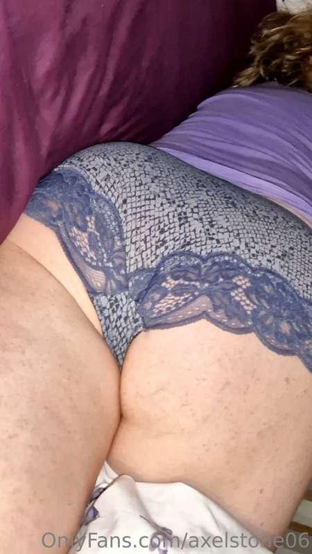 Mother in law ass in panties
