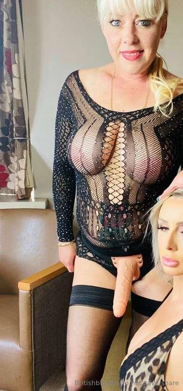 We can play with cocks to 🥵