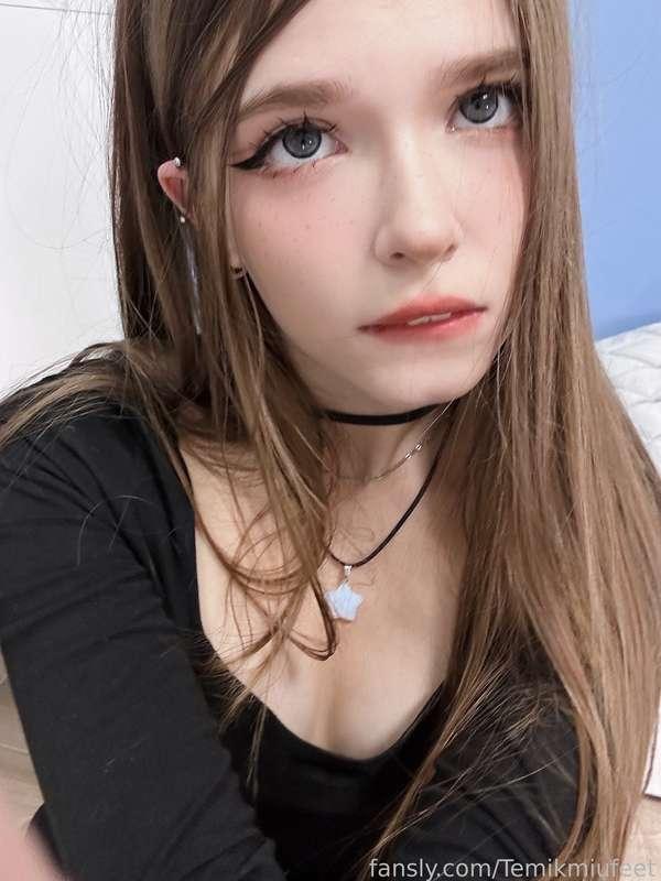 temikmiufeet image #1