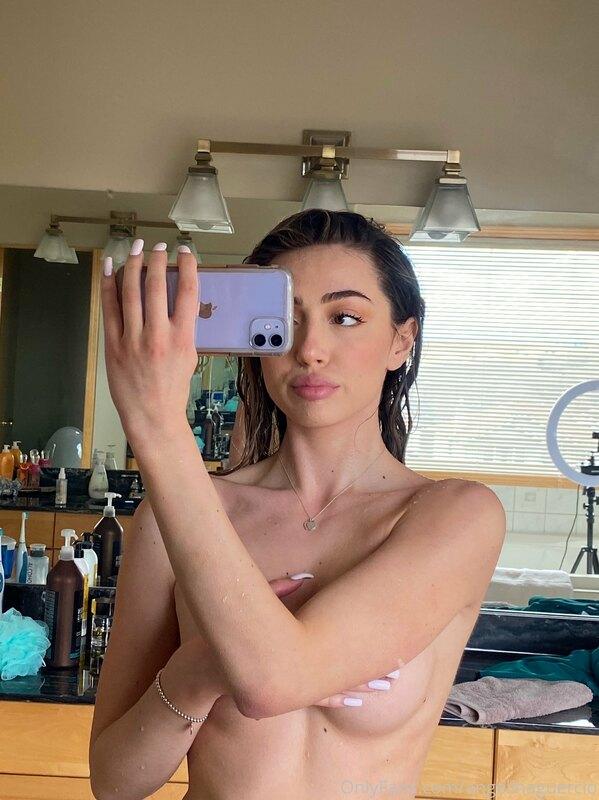 oh, ya it's been a minute since i've posted on any social me..