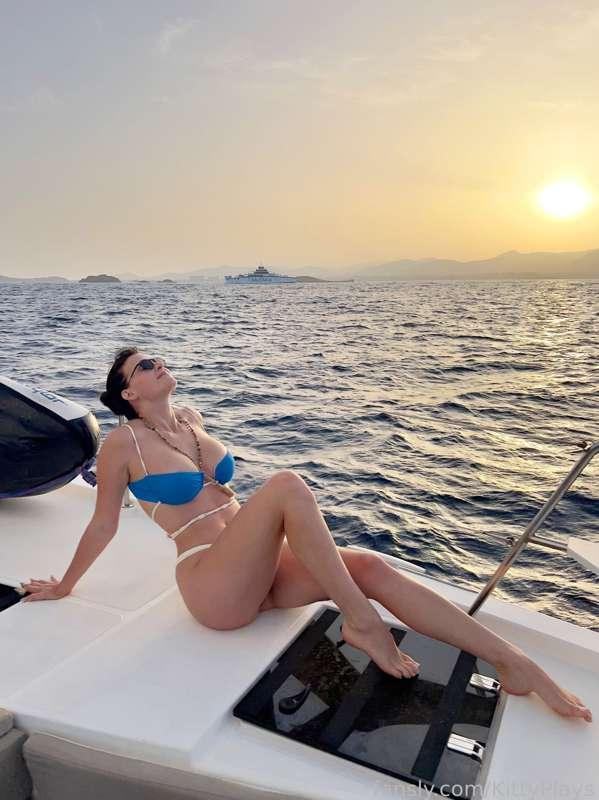kittyplays image #1