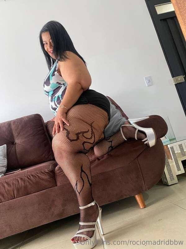 Hoy me siento sexy y con ganas de jugar ! ¿Nos masturbamos j..