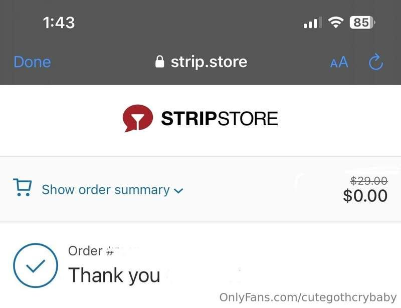 Stripchat is sending merch 💖