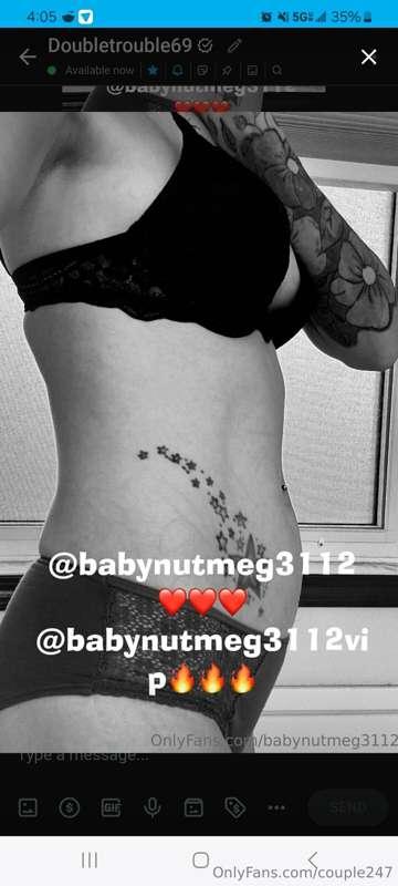 My gorgeous friend @babynutmeg3112 is a hot 39 year old MILF..