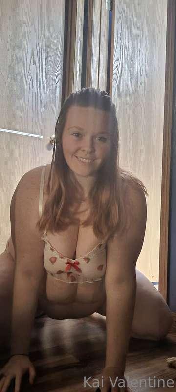 I'm having a hard time loving my body. Can I love yours inst..