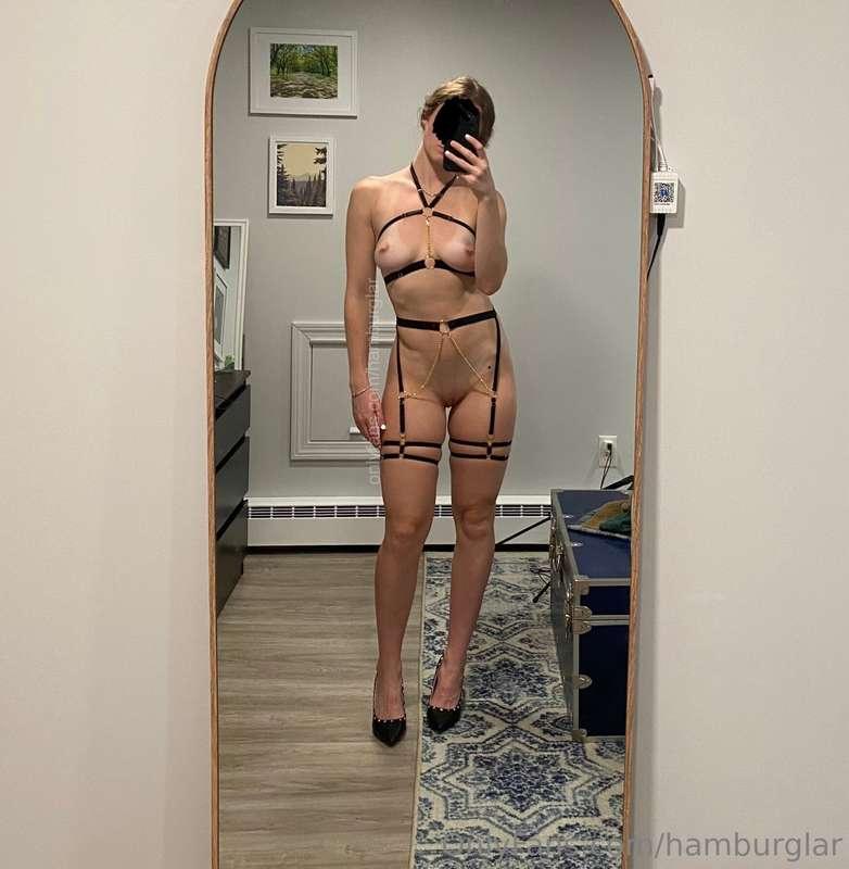 Just hoping you might want to fuck me in this set <3