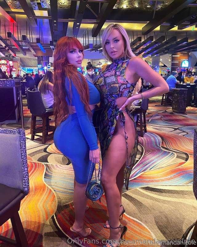 ### It's Friday night and we feelin alright 😜 How do we look..