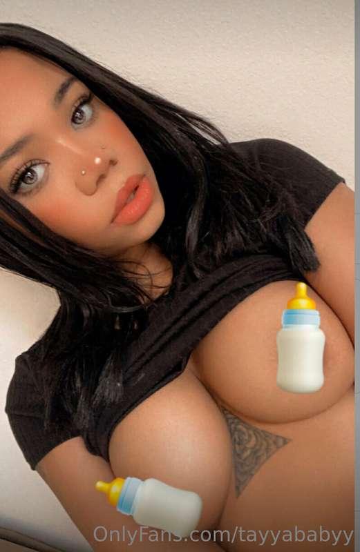 Mommy milkers 🍼