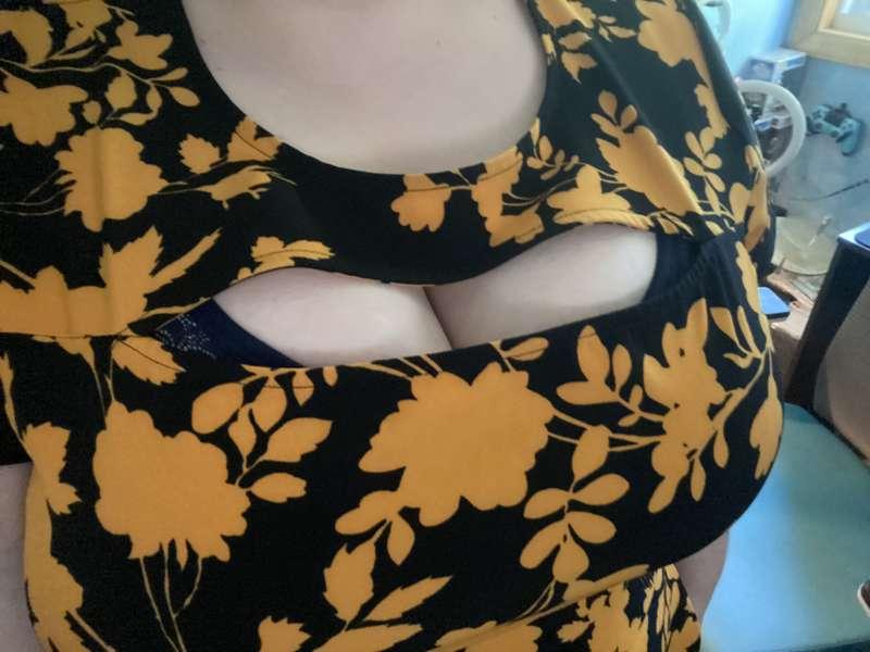 I might be TOO busty for this type of shirt…