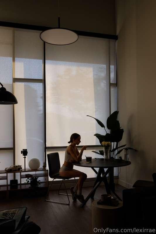 eat some breakfast w me before work 