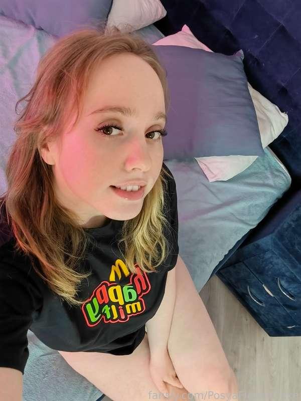 Would you spend time with me in this bed? 




#blonde #bbw #cute #natural #babyface #fyp #selfie #sweet #teen 