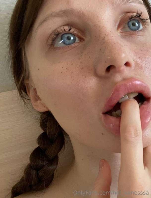 # 𝐅𝐑𝐄𝐄 𝐒𝐔𝐁👉 @innocent_angel_free🙈🔞Gorgeous doll for your hot..