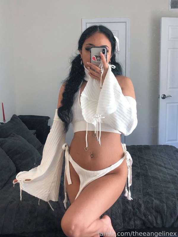 theeangelinex image #1