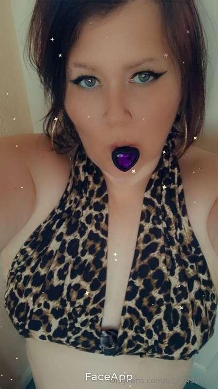 I love the taste of my butt plug after it's been in my ass x..