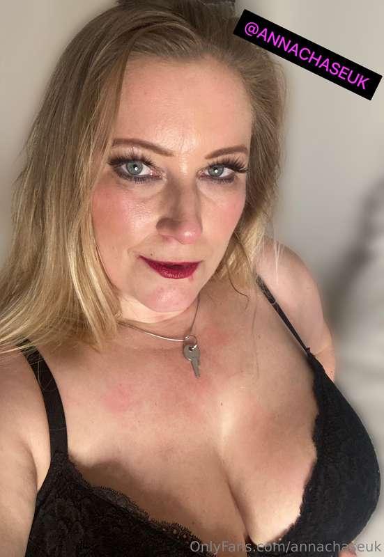 annachaseuk image #2