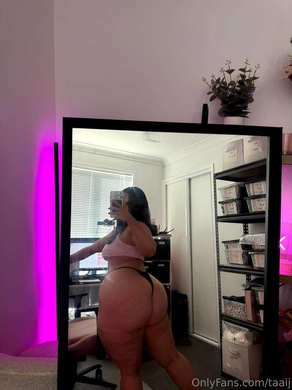 Everything behind me’s in order… but I might need you to com..