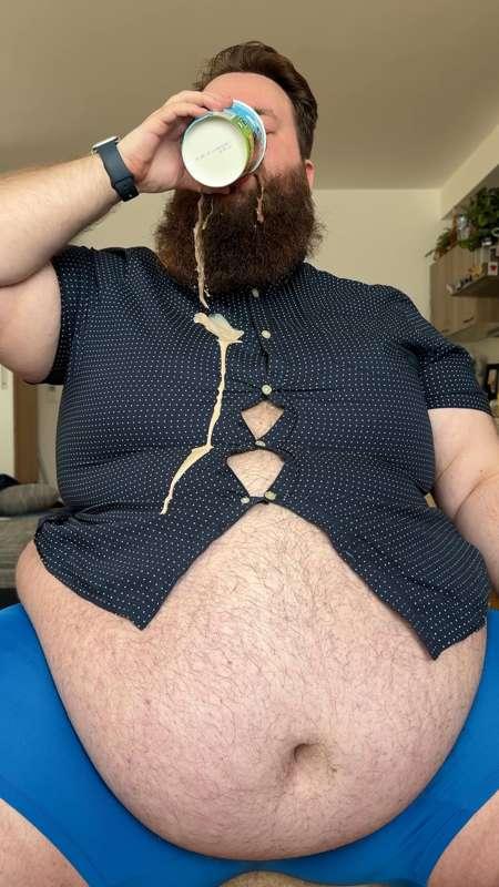 Tight shirt: messy ice cream chug