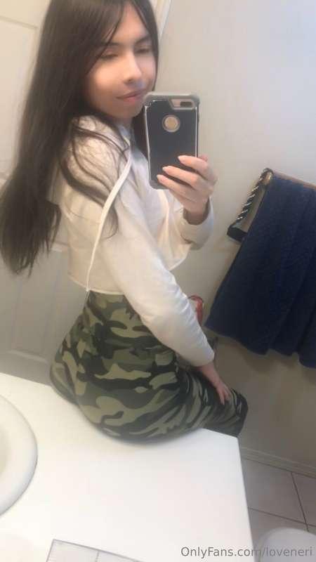 Did my fat bubble butt grow daddy? 🥰🍑💖