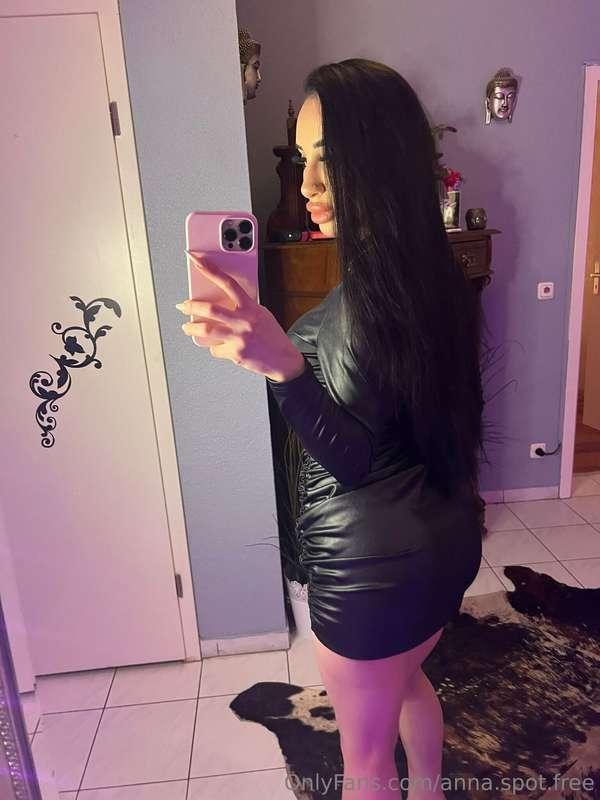 What’s your favorite fruit? I love peaches because… 😉