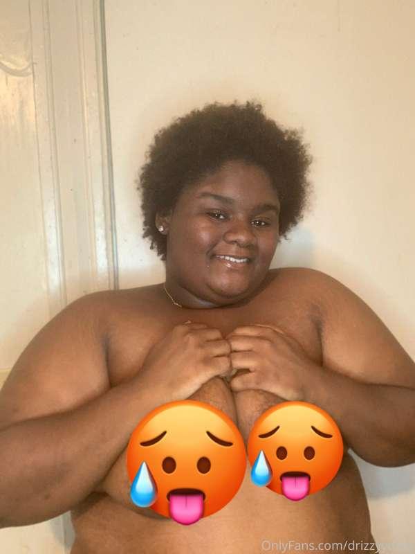 Uncensored pics in your inbox♥️