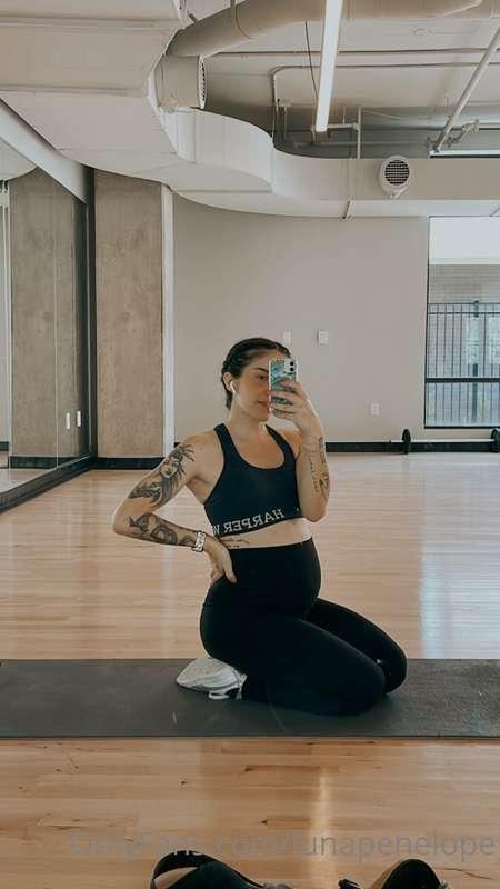 Good morning babes