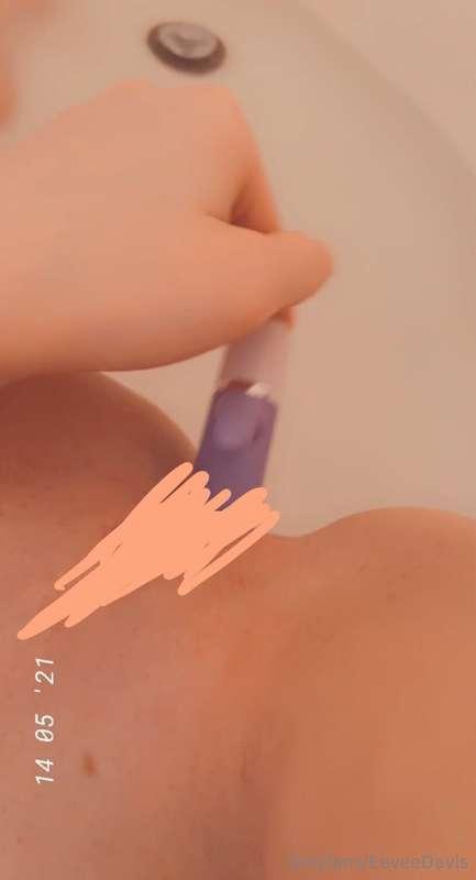 eeveedavisfree image #4