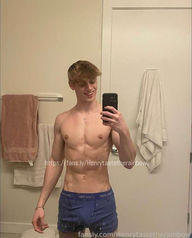 henrytastetherainbow image #1