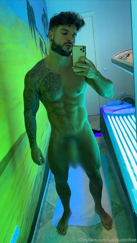 ??? monster cock ?  check my vip account -Onlyfans VIP ?: ht..
