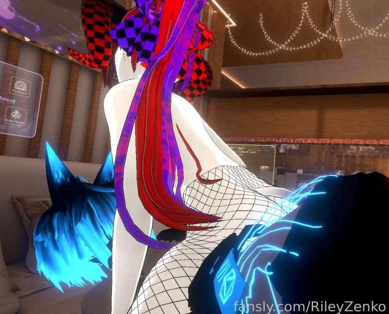 13 minutes of @HalfnHalf_Madam being a dom, y'all didn't think it was possible though?
#fyp #VR #anime #hentai