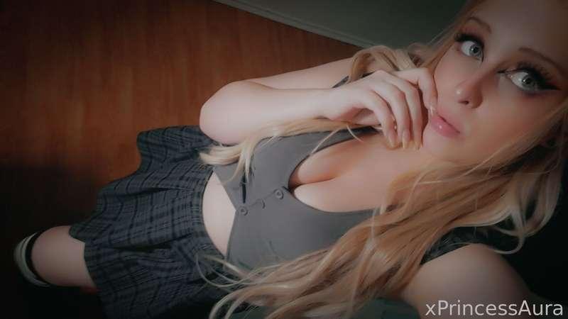 xprincessaura image #1