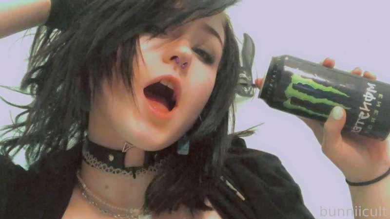 bunniicult image #12
