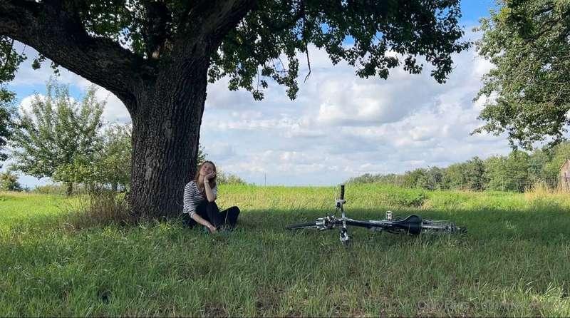 Spent the whole day on two wheels🚴🌟The sun was warm, the win..